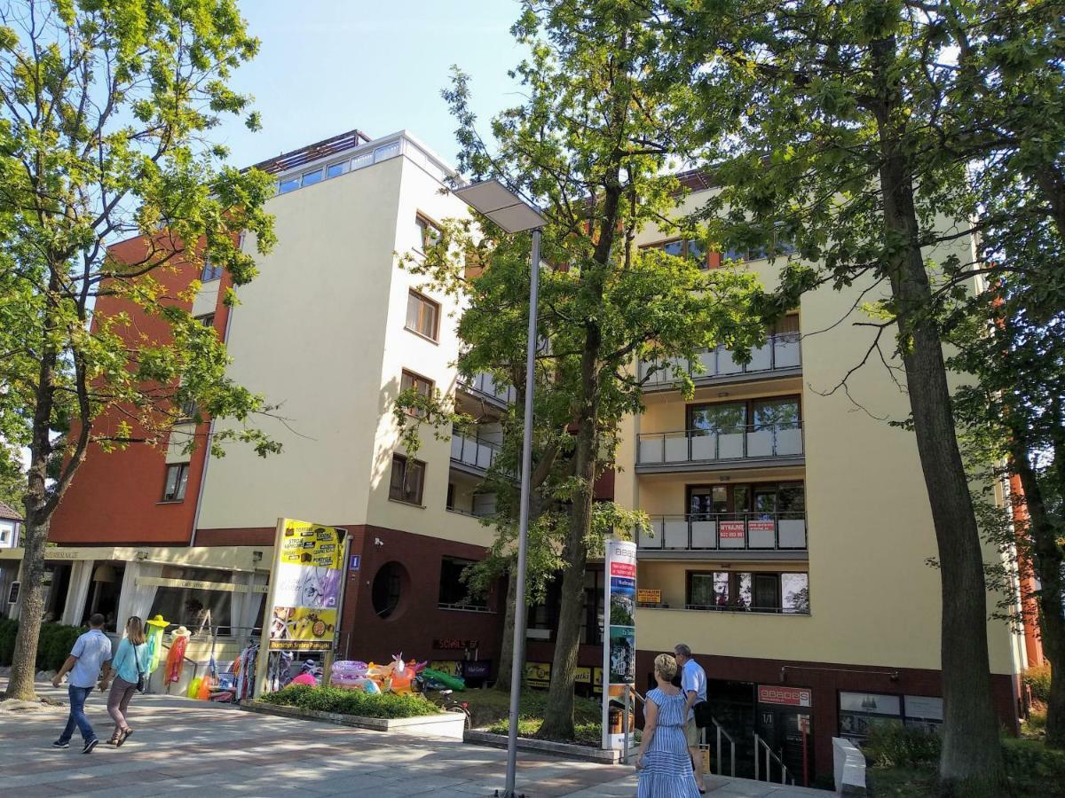 Apartament Rodzinny 200M Do Morza 코워브제크 외부 사진
