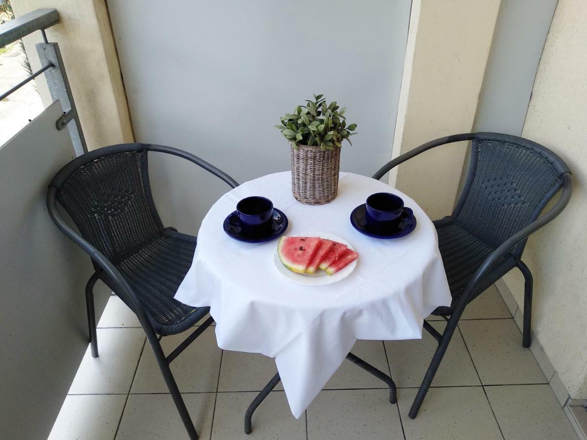 Apartament Rodzinny 200M Do Morza 코워브제크 외부 사진